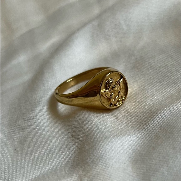 Non-Tarnish Angel Ring - Picture 8 of 8